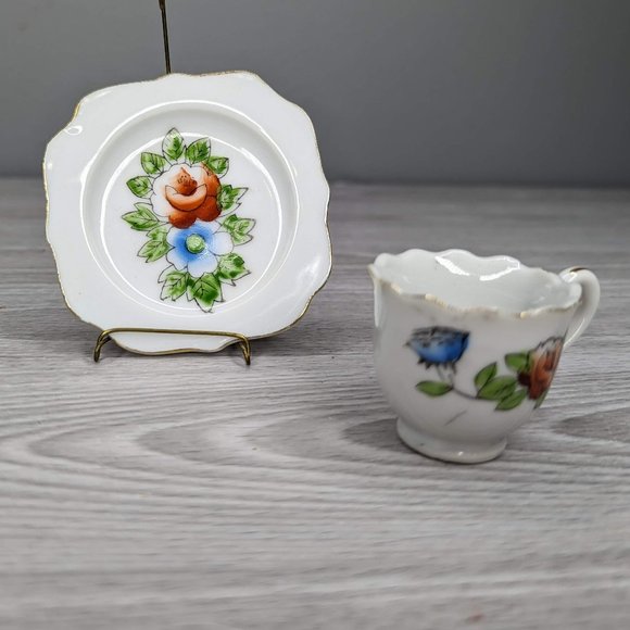 Vintage Miniature Floral Tea Cup & Saucer - Picture 1 of 7